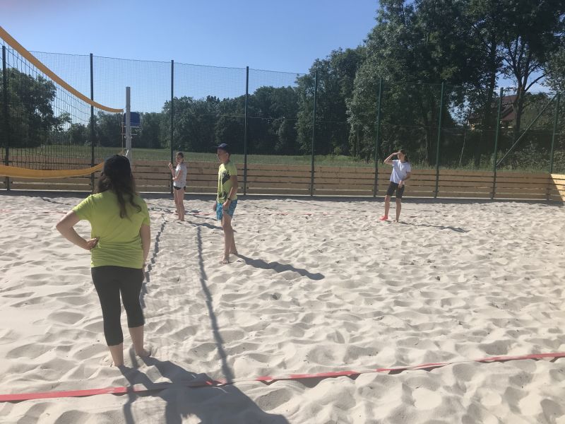 Sportovní dopoledne na hřišti v Holasovicích