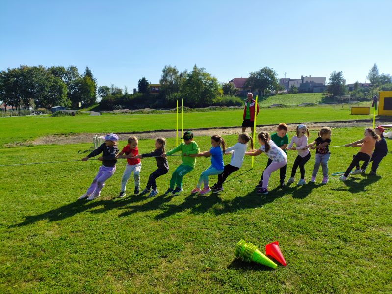 Sportovní dopoledne s fotbalisty