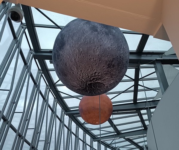 Páťáci na dobrodružné cestě k planetám